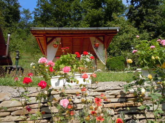 Hotel Sun House Tryavna Esterno foto